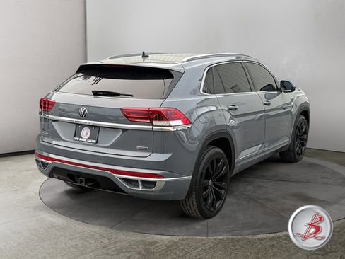 Used 2022 Volkswagen Atlas Cross Sport SEL Premium R-Line AWD/4WD image 7
