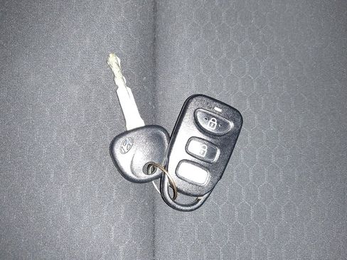 Used 2020 Hyundai Elantra SE w/ Cargo Package (C1) FWD image 32