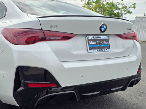 New 2026 BMW i4 xDrive40i w/ M Sport Package AWD/4WD image 39