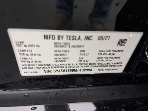 Used 2021 Tesla Model S Plaid image 34