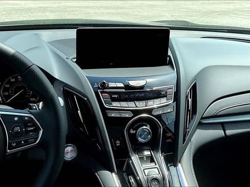 Used 2024 Acura RDX SH-AWD image 10