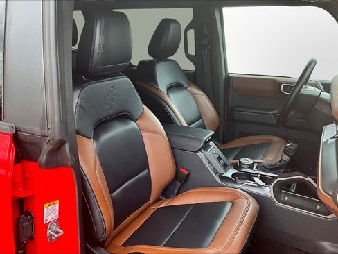 Used 2024 Ford Bronco Outer Banks image 7