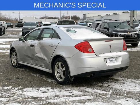 Used 2009 Pontiac G6 Sedan w/ Sport Package 2 image 3