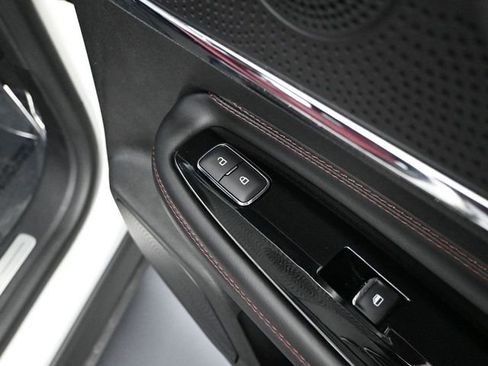 Used 2023 Lincoln Corsair Reserve w/ Jet Appearance Package image 44