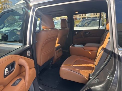 Certified 2024 INFINITI QX80 Sensory w/ Cargo Package image 10