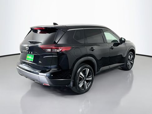 Used 2024 Nissan Rogue SL FWD image 10