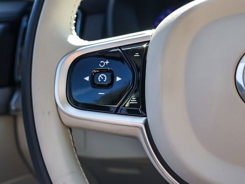 New 2026 Volvo XC90 B6 Ultra w/ Protection Package image 39