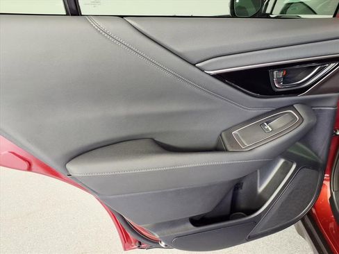 Certified 2025 Subaru Outback Limited image 11