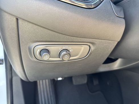 Certified 2023 Chevrolet Equinox RS image 17