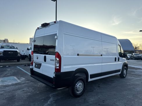 Used 2024 RAM ProMaster 2500 image 3