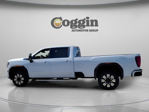 New 2026 GMC Sierra 3500 Denali image 5