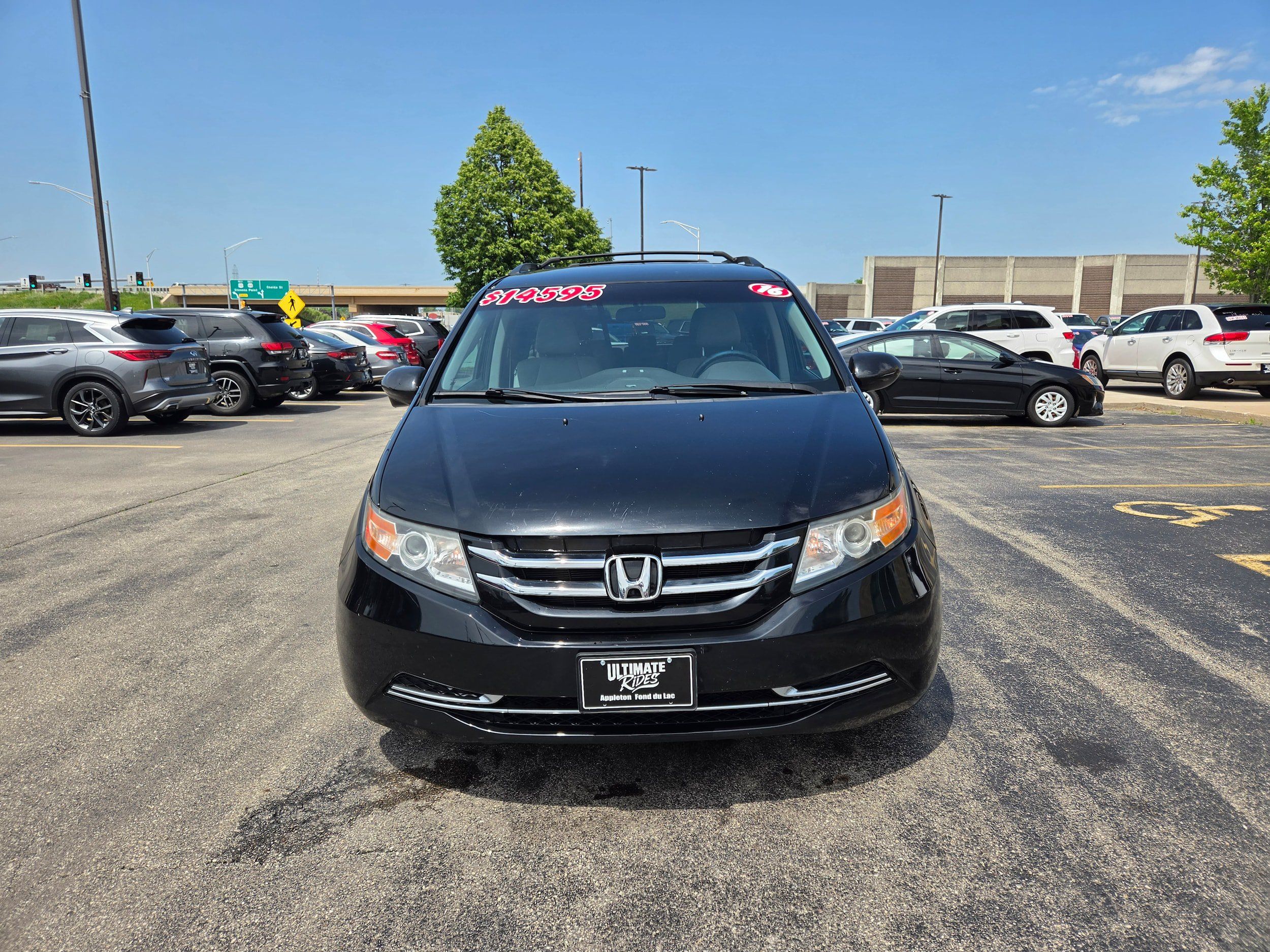 Used 2016 Honda Odyssey EX image 2