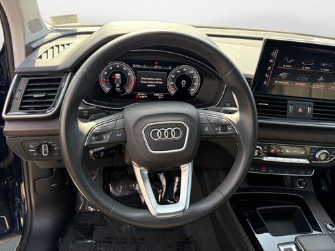 Used 2024 Audi Q5 2.0T Premium Plus w/ Premium Plus Package AWD/4WD image 10