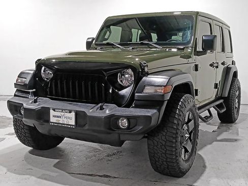 Used 2023 Jeep Wrangler Unlimited Sport w/ Sun And Sound Package AWD/4WD image 3