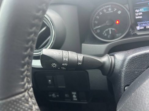 Used 2022 Toyota Tacoma TRD Sport RWD image 22