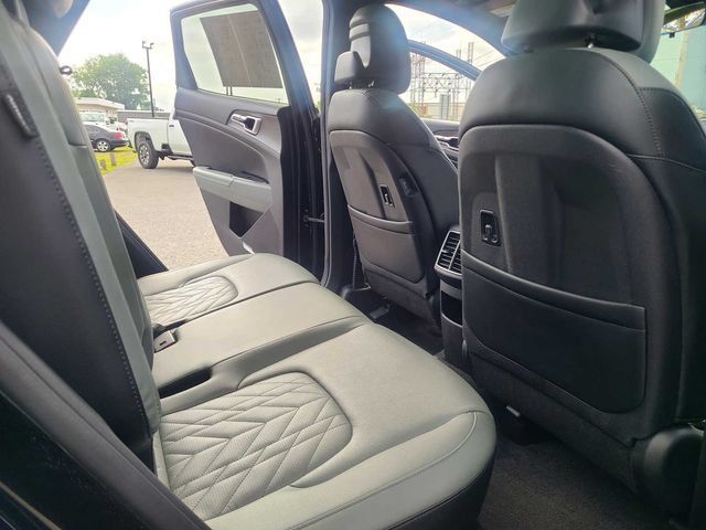 Used 2024 Kia Sportage X-Line w/ X-Line Premium Package AWD/4WD image 21