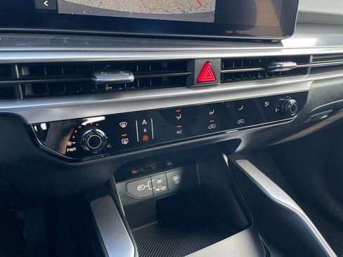 New 2026 Kia Sorento LX image 18