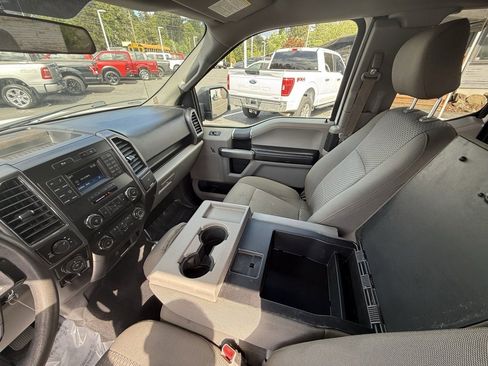 Used 2017 Ford F150 XLT w/ Max Trailer Tow Package image 26