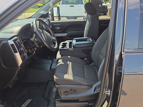 Used 2019 Chevrolet Silverado 1500 LT w/ All Star Edition AWD/4WD image 17