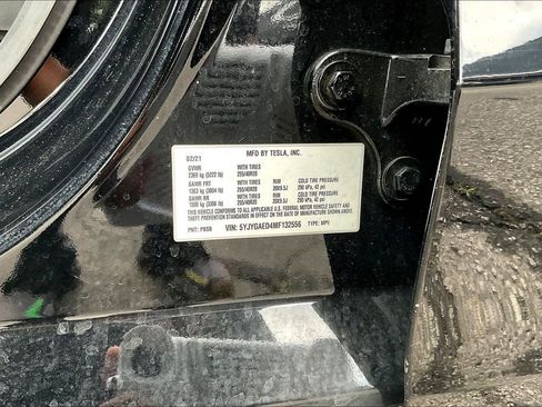 Used 2021 Tesla Model Y 2WD image 17