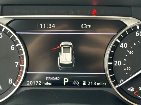 Used 2024 Nissan Pathfinder SL image 28