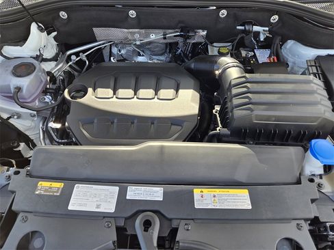 New 2026 Volkswagen Atlas SE image 23