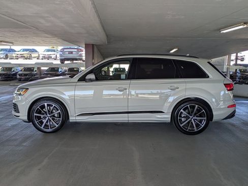 Used 2022 Audi Q7 3.0T Prestige w/ Prestige Package image 9