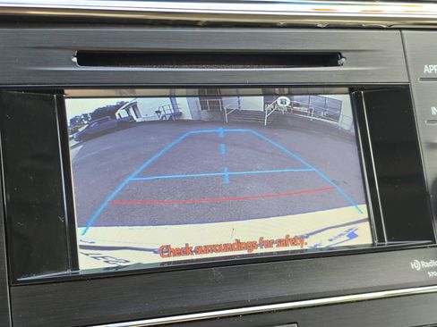 Used 2013 Toyota Avalon XLE Touring w/ Preferred Accessory Package FWD image 24