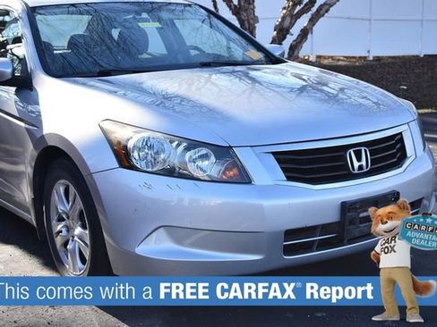 Used 2010 Honda Accord LX-P image 2