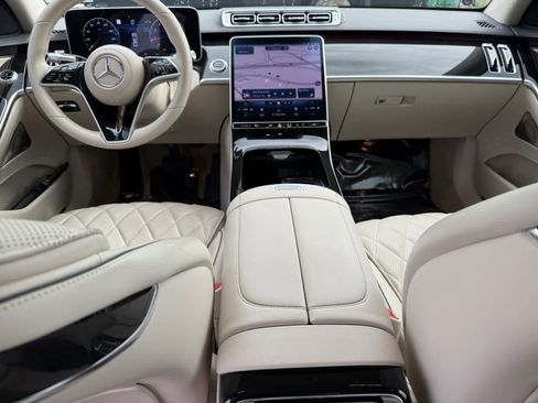 Certified 2022 Mercedes-Benz S 580 4MATIC Sedan w/ Warmth And Comfort Package image 13