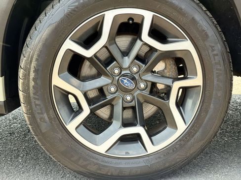 Used 2017 Subaru Crosstrek 2.0i Premium AWD/4WD image 14