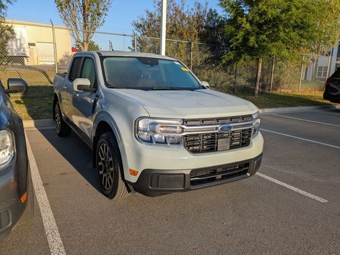 Used 2022 Ford Maverick Lariat w/ Lariat Luxury Package image 1