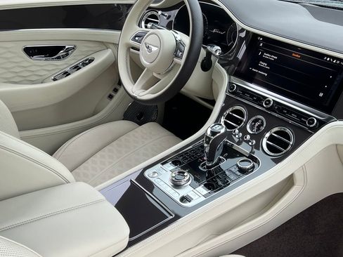Used 2025 Bentley Continental GT Speed image 2