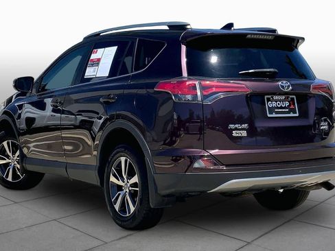 Used 2018 Toyota RAV4 XLE AWD/4WD image 12