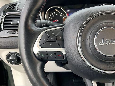 Used 2018 Jeep Compass Limited w/ Navigation Group image 16
