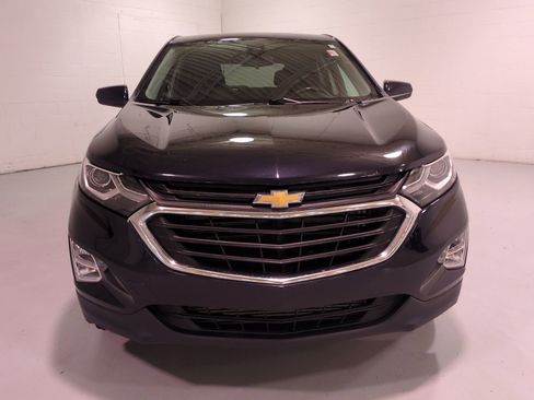 Used 2020 Chevrolet Equinox LT w/ Driver Convenience Package FWD image 9