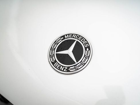 Certified 2025 Mercedes-Benz CLA 250 4MATIC image 9