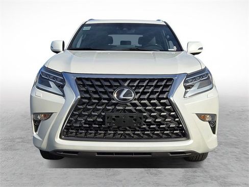 Used 2023 Lexus GX 460 Premium image 2