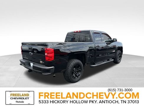 Used 2016 Chevrolet Silverado 1500 LT w/ Midnight Edition AWD/4WD image 3