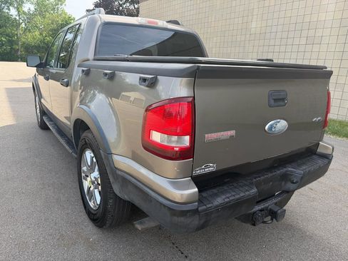 Used 2007 Ford Explorer Sport Trac XLT AWD/4WD image 7