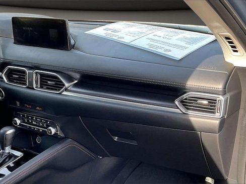 Used 2025 MAZDA CX-5 Carbon Edition image 15