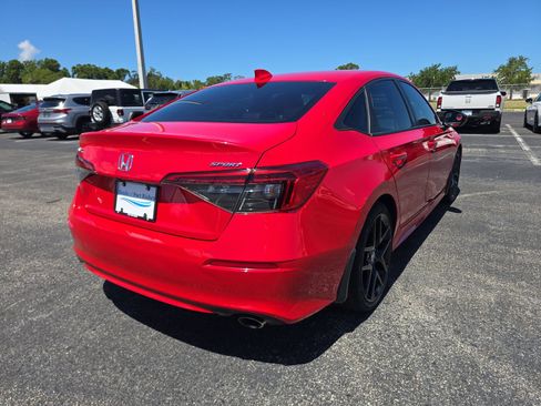Used 2022 Honda Civic Sport image 4