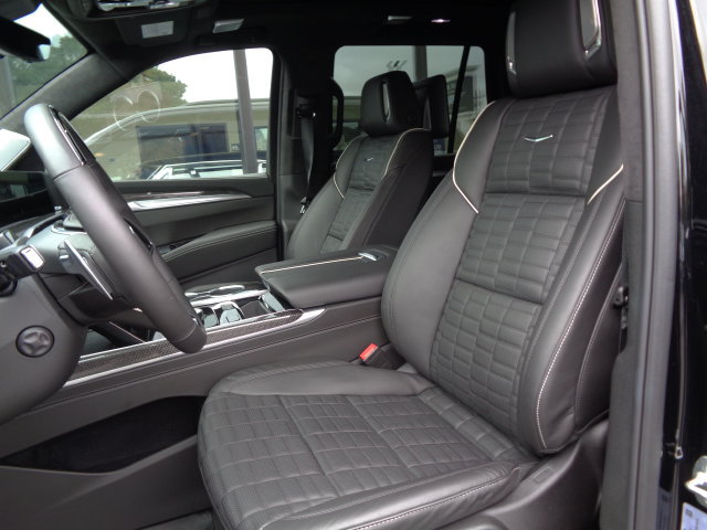 Used 2026 Cadillac Escalade V w/ LPO, Floor Liner Package AWD/4WD image 11