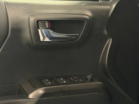 Used 2023 Toyota Tacoma TRD Off-Road RWD image 13
