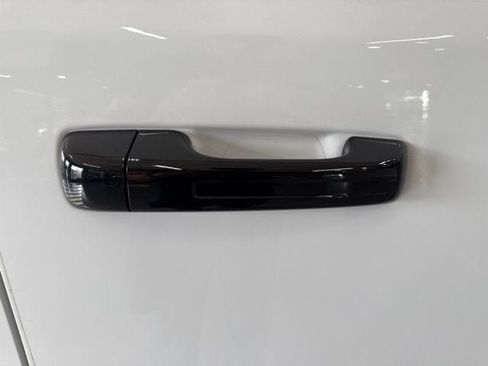 Used 2023 RAM 1500 Big Horn AWD/4WD image 25