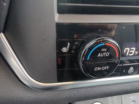 Used 2023 Nissan Rogue SV w/ SV Premium B Package image 30