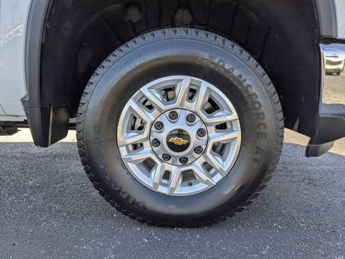 New 2026 Chevrolet Silverado 2500 W/T w/ WT Convenience Package image 13