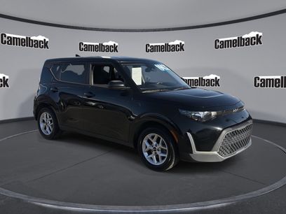 Used 2023 Kia Soul LX w/ Option Group 015