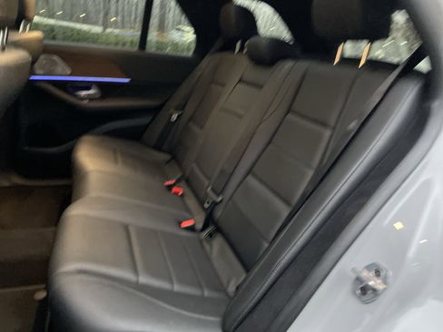 Certified 2025 Mercedes-Benz GLE 450 4MATIC image 39