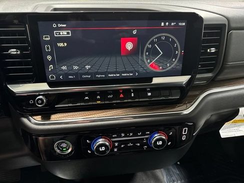 Used 2024 GMC Sierra 1500 Elevation AWD/4WD image 19